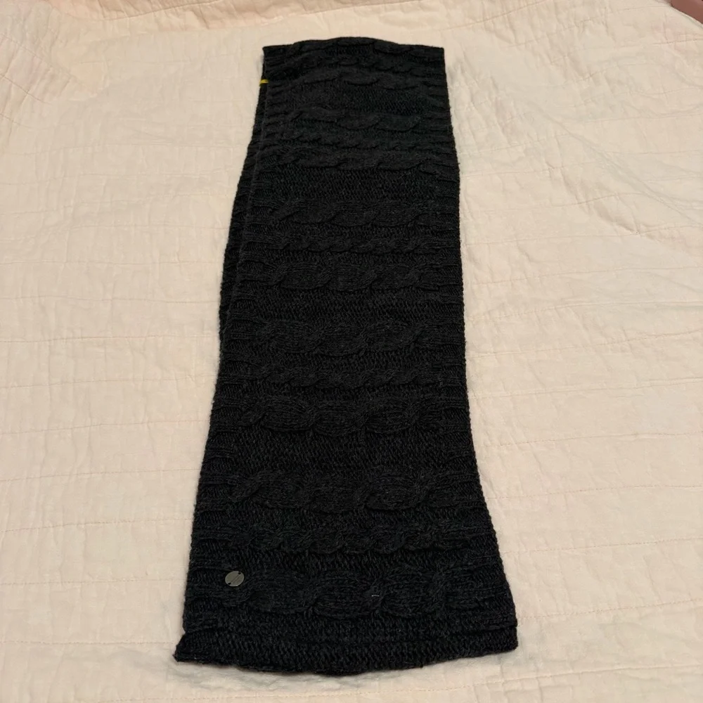 Lole Grey Knit Infinity Scarf - Picture 3 of 14